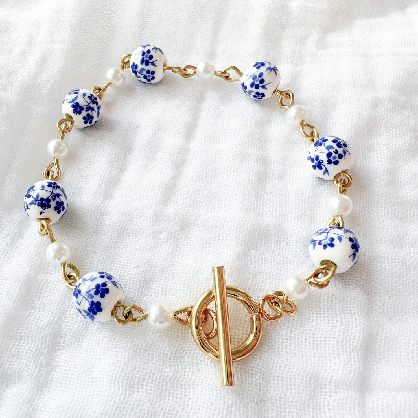 Petites Fleurs Glass Pearl Bracelet | Gold