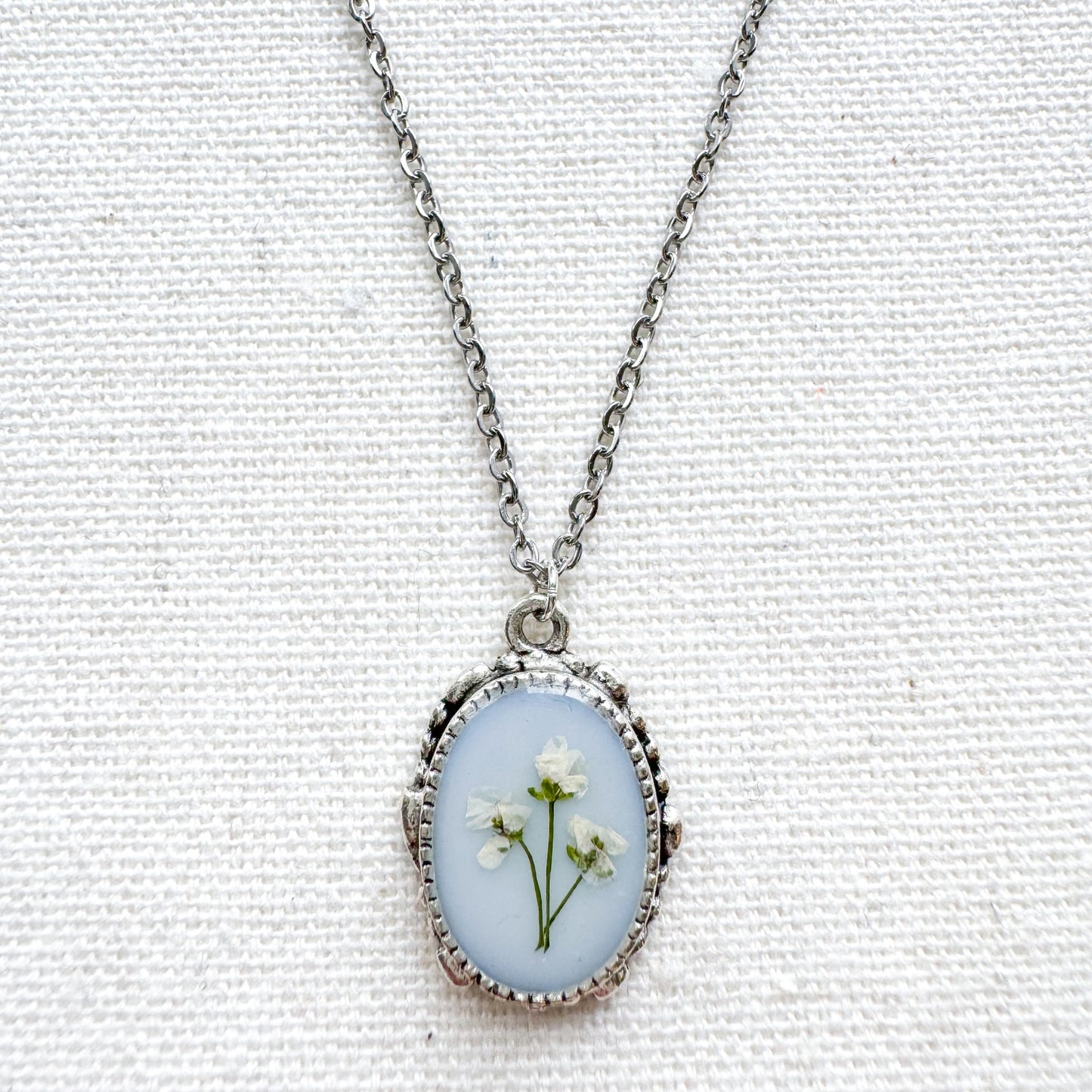 Dorothy Ornate Pressed Flower Necklace | Silver