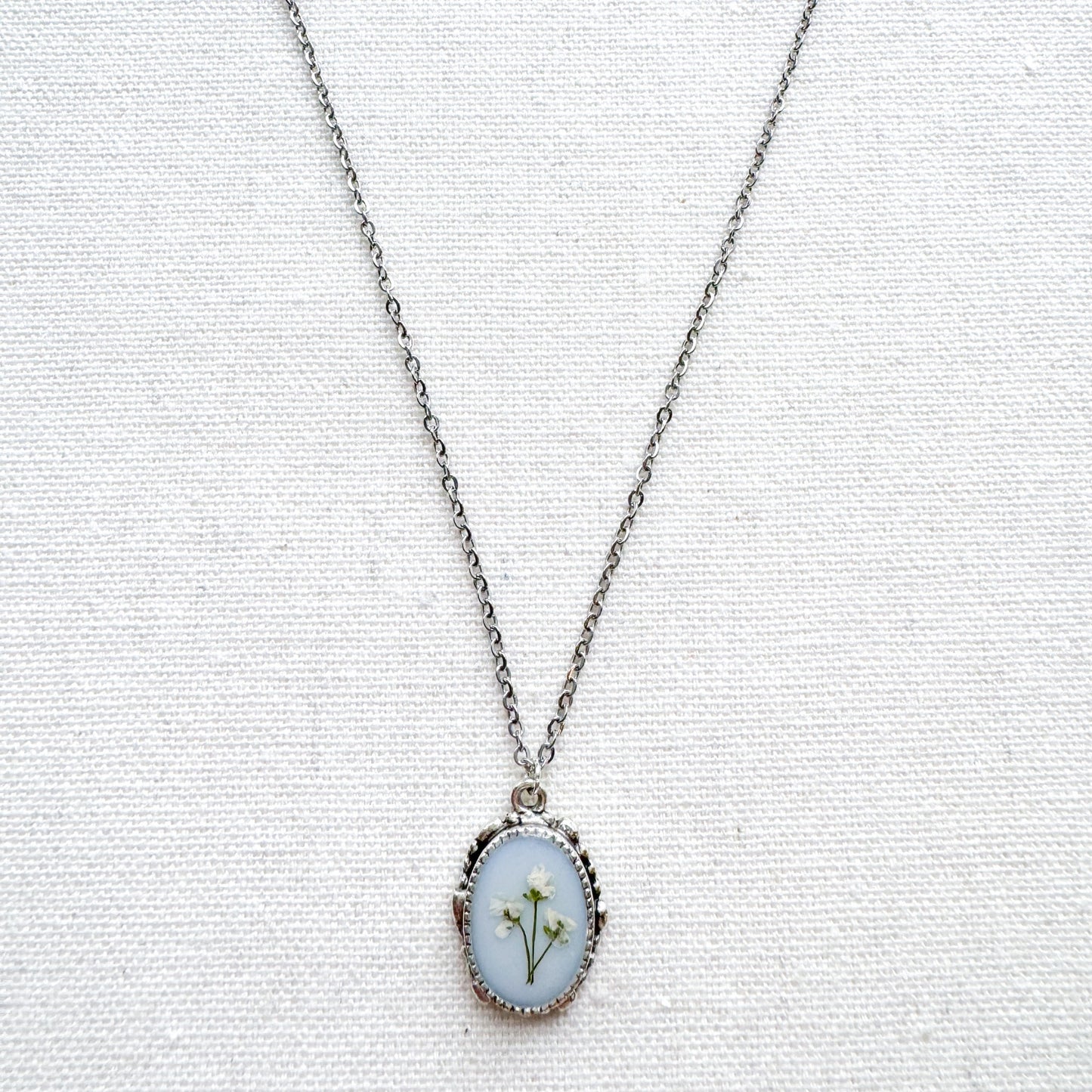 Dorothy Ornate Pressed Flower Necklace | Silver