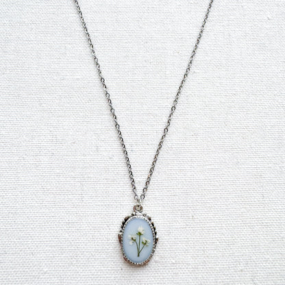 Dorothy Ornate Pressed Flower Necklace | Silver