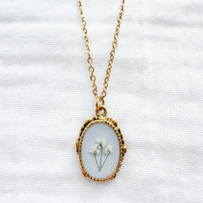 Dorothy Ornate Pressed Flower Necklace | Gold