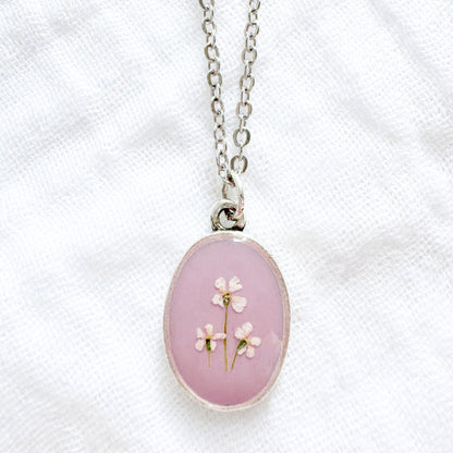 Edwina Classic Oval Pressed Flower Necklace | Silver