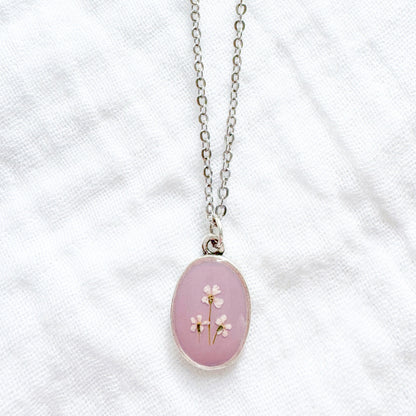 Edwina Classic Oval Pressed Flower Necklace | Silver