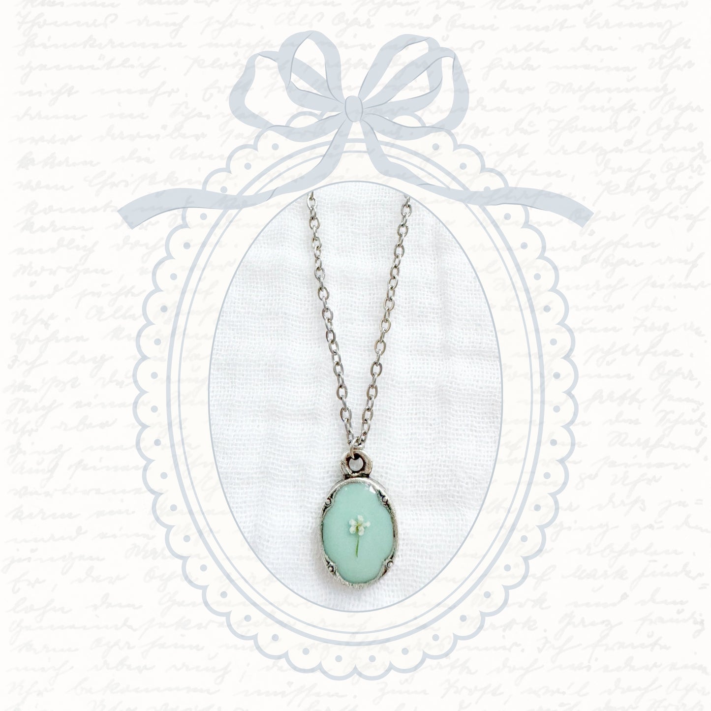 Lizzy Mini Ornate Pressed Flower Necklace | Silver