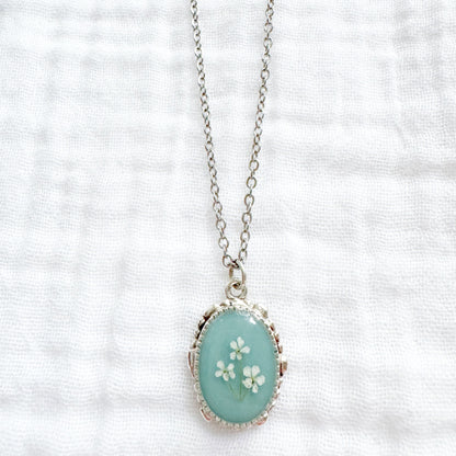 Elizabeth Ornate Pressed Flower Necklace | Silver