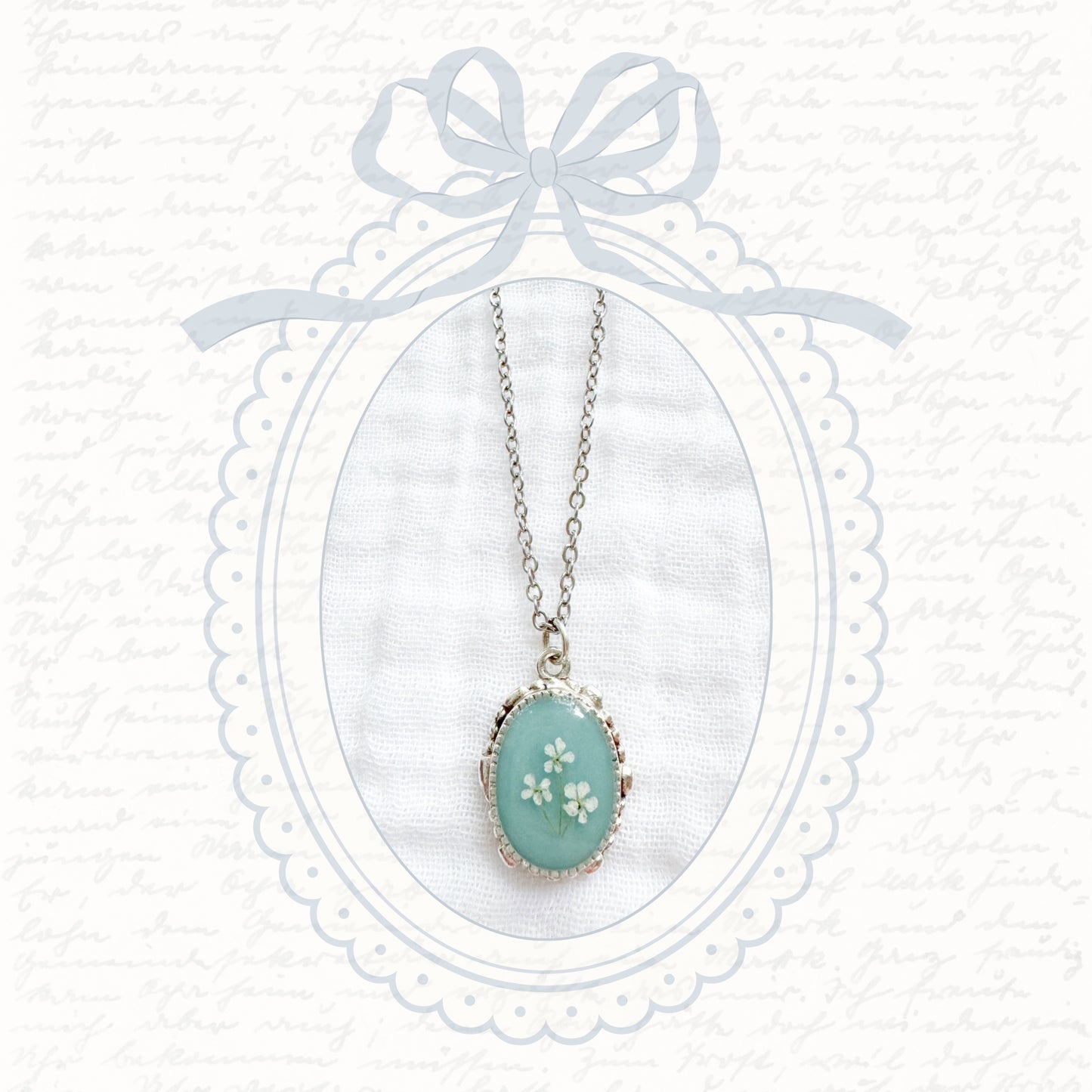 Elizabeth Ornate Pressed Flower Necklace | Silver