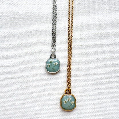 Eloise Pressed Flower Necklace | Gold