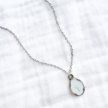 Erica Mini Ornate Pressed Flower Necklace | Silver