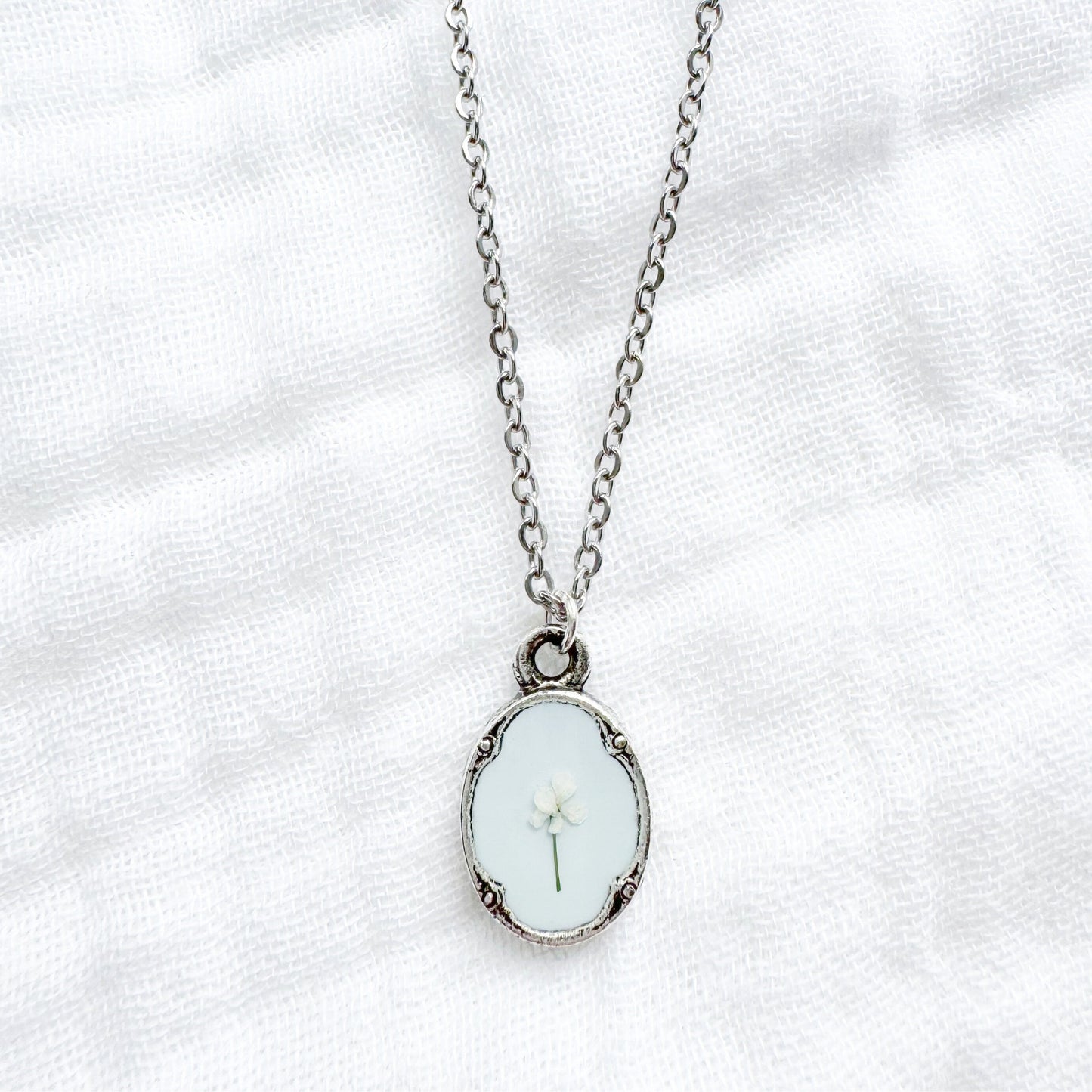 Erica Mini Ornate Pressed Flower Necklace | Silver