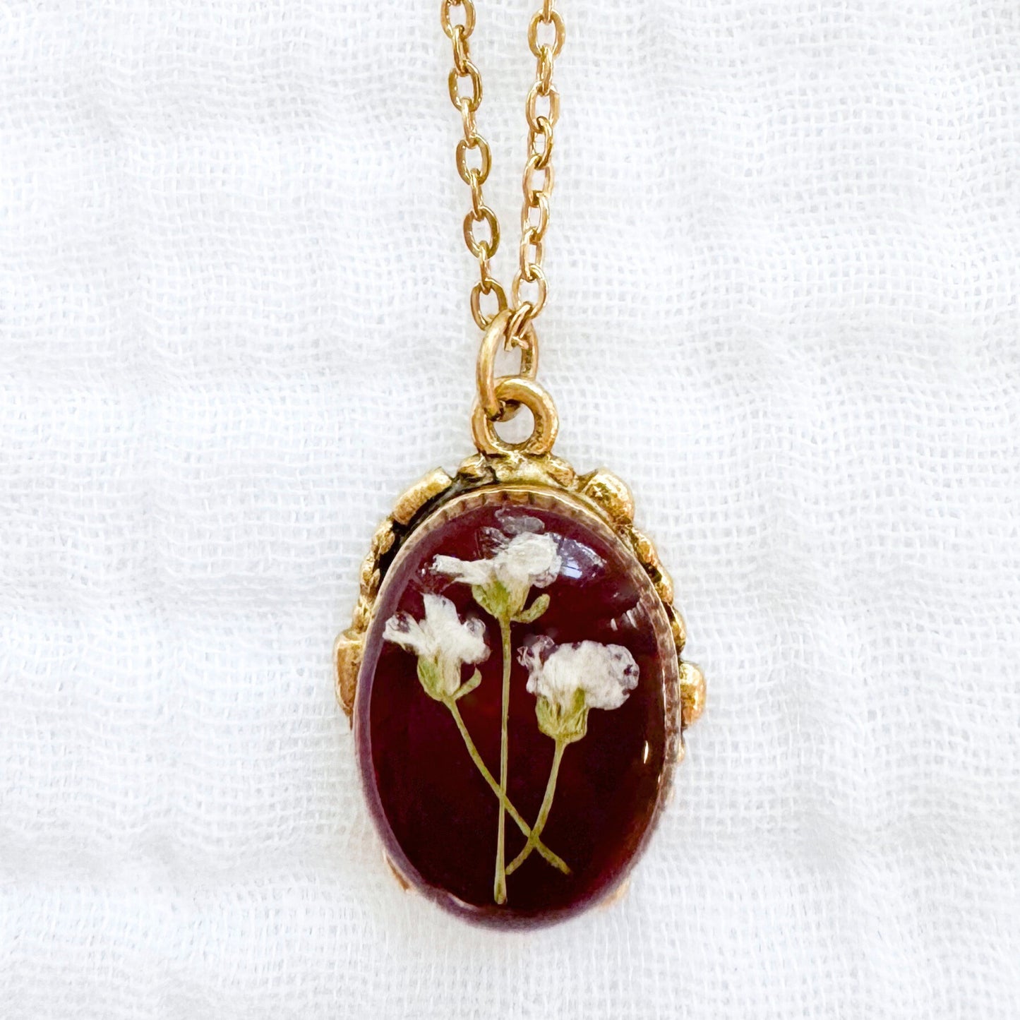 Esme Ornate Pressed Flower Necklace | Gold