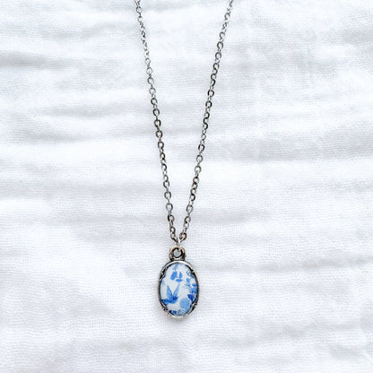 Toile d'oiseaux Mini Ornate Necklace | Silver