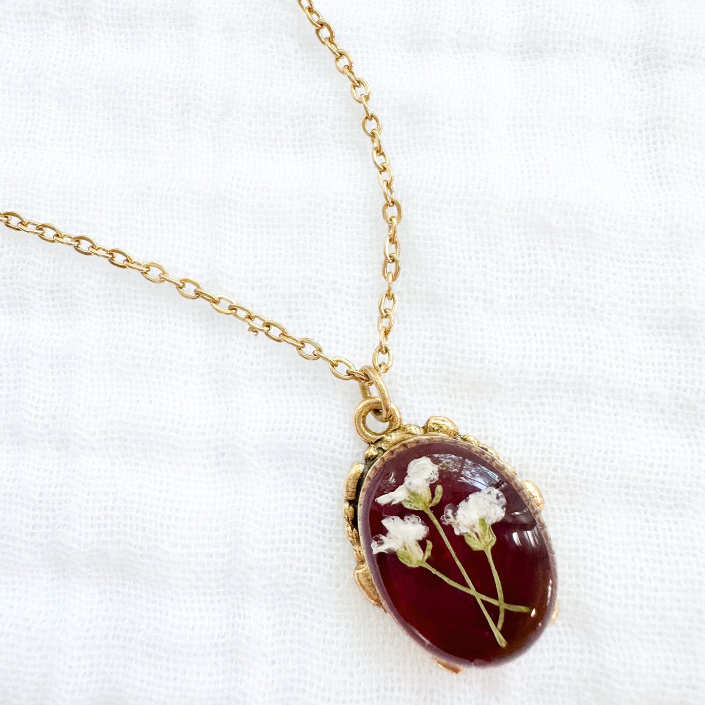 Esme Ornate Pressed Flower Necklace | Gold
