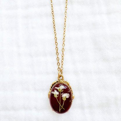 Esme Ornate Pressed Flower Necklace | Gold