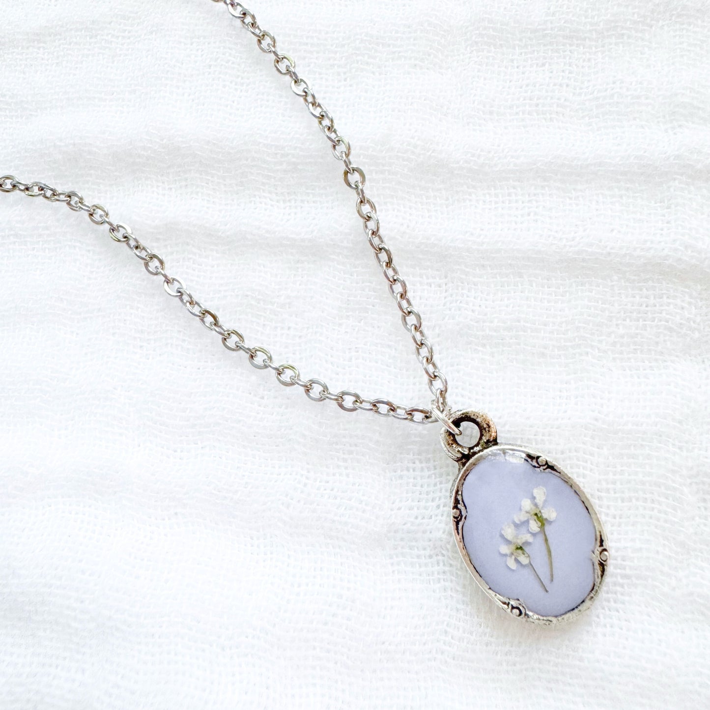 Grace Mini Ornate Pressed Flower Necklace | Silver