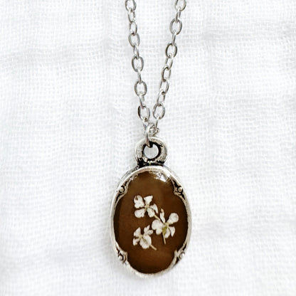 Gretel Mini Ornate Pressed Flower Necklace | Silver