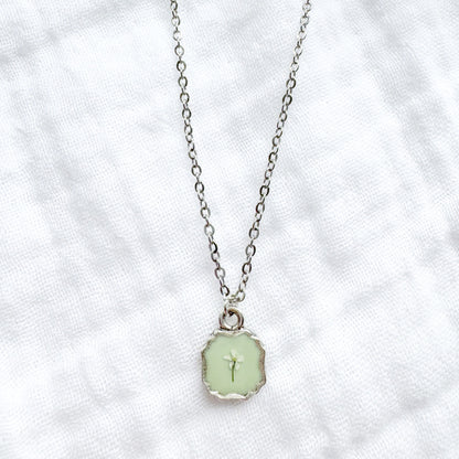 Heather Mini Frame Pressed Flower Necklace | Silver