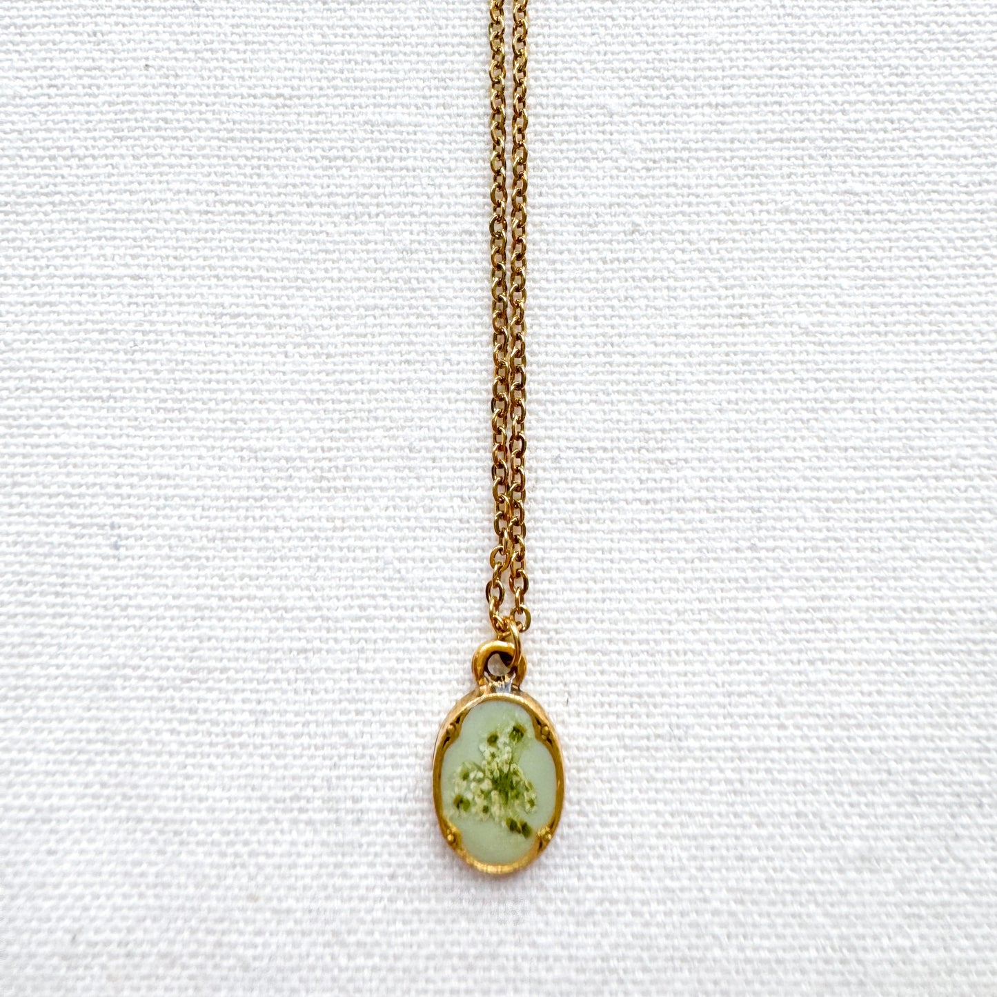 Heidi Pressed Flower Necklace | Gold