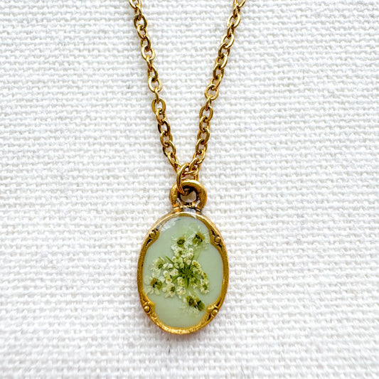 Heidi Pressed Flower Necklace | Gold