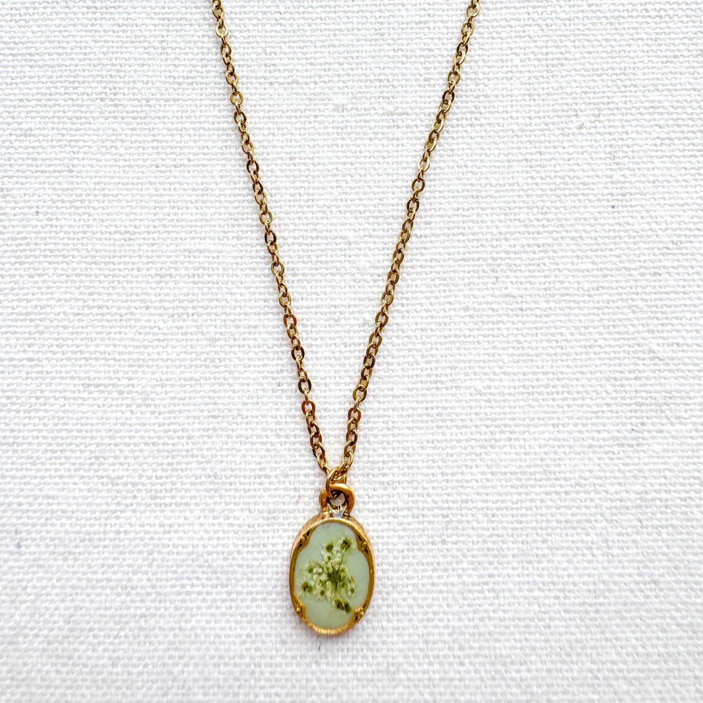 Heidi Pressed Flower Necklace | Gold