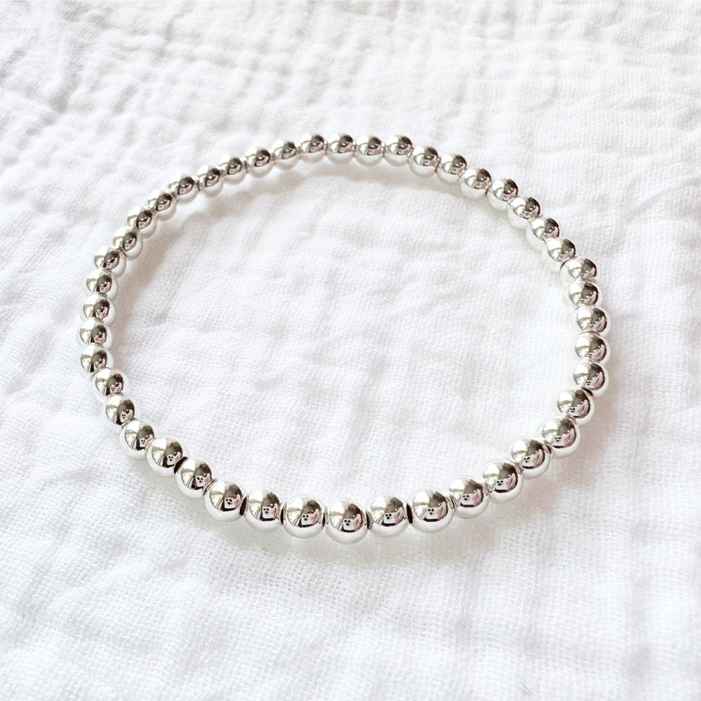 Hematite Dainty Bracelet | Silver
