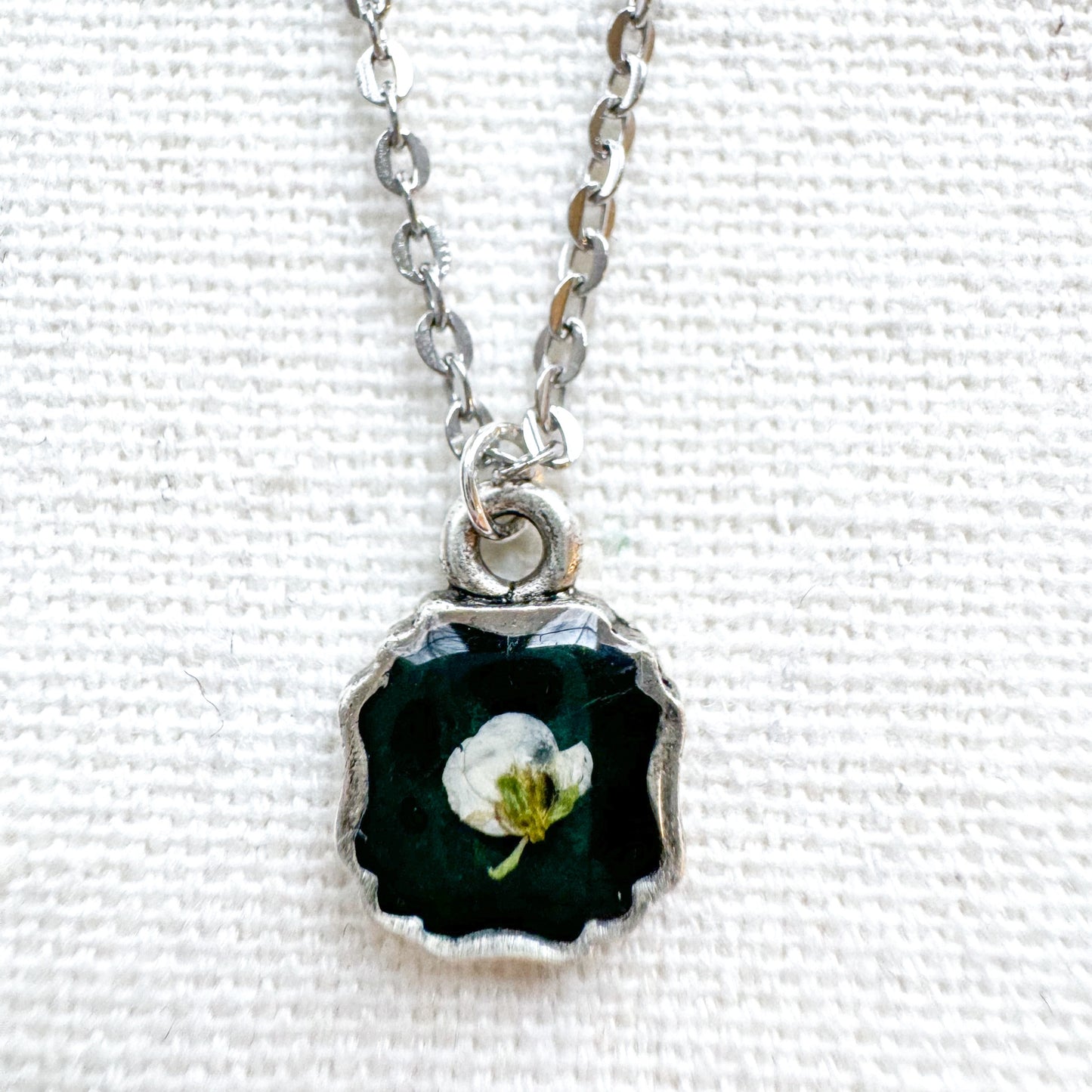 Ivy Pressed Flower Necklace | Silver