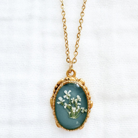 Jane Ornate Pressed Flower Necklace | Gold