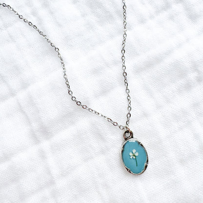Jasmine Mini Ornate Pressed Flower Necklace | Silver