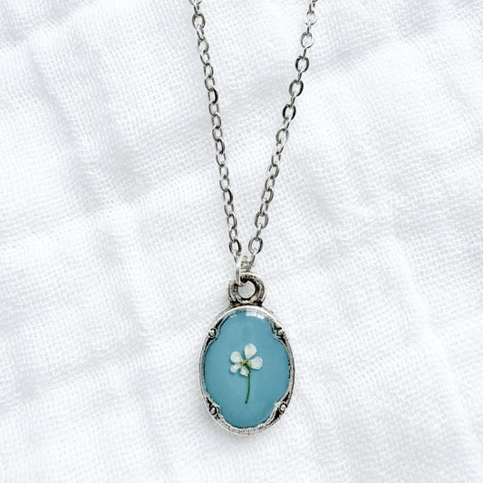 Jasmine Mini Ornate Pressed Flower Necklace | Silver