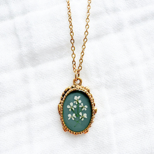 Jeannie Pressed Flower Necklace | Gold