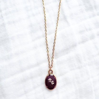 Jessie Mini Ornate Pressed Flower Necklace | Gold