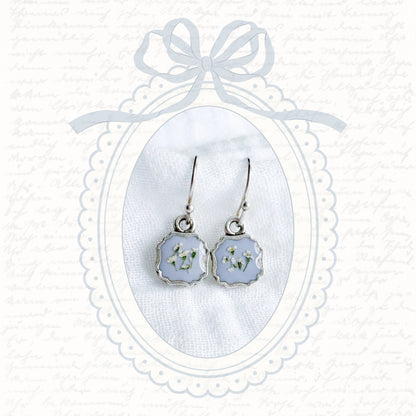 Kitty Pressed Flower Drop Earrings | Silver