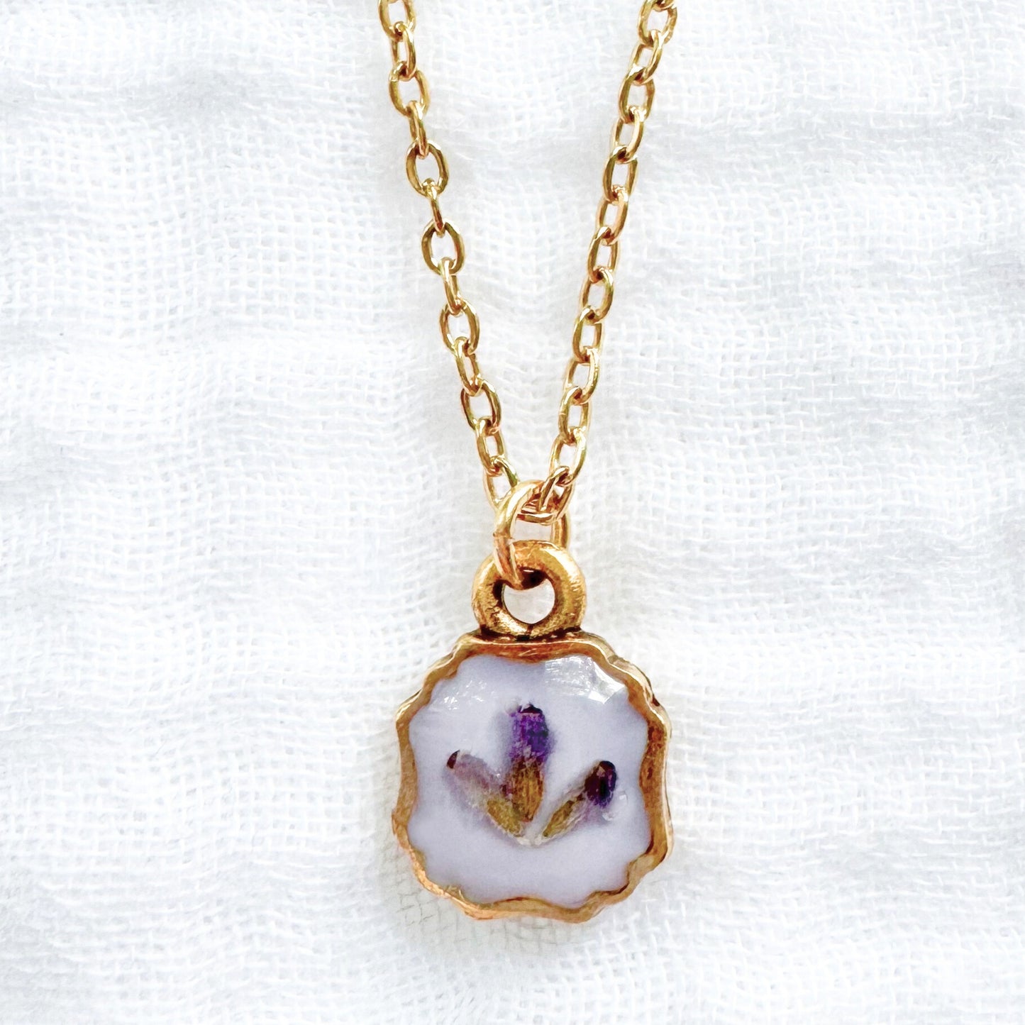 Lavender Trio Mini Frame Pressed Flower Necklace | Gold