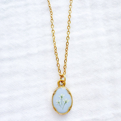 *Custom* Leah Mini Ornate Pressed Flower Necklace | Gold
