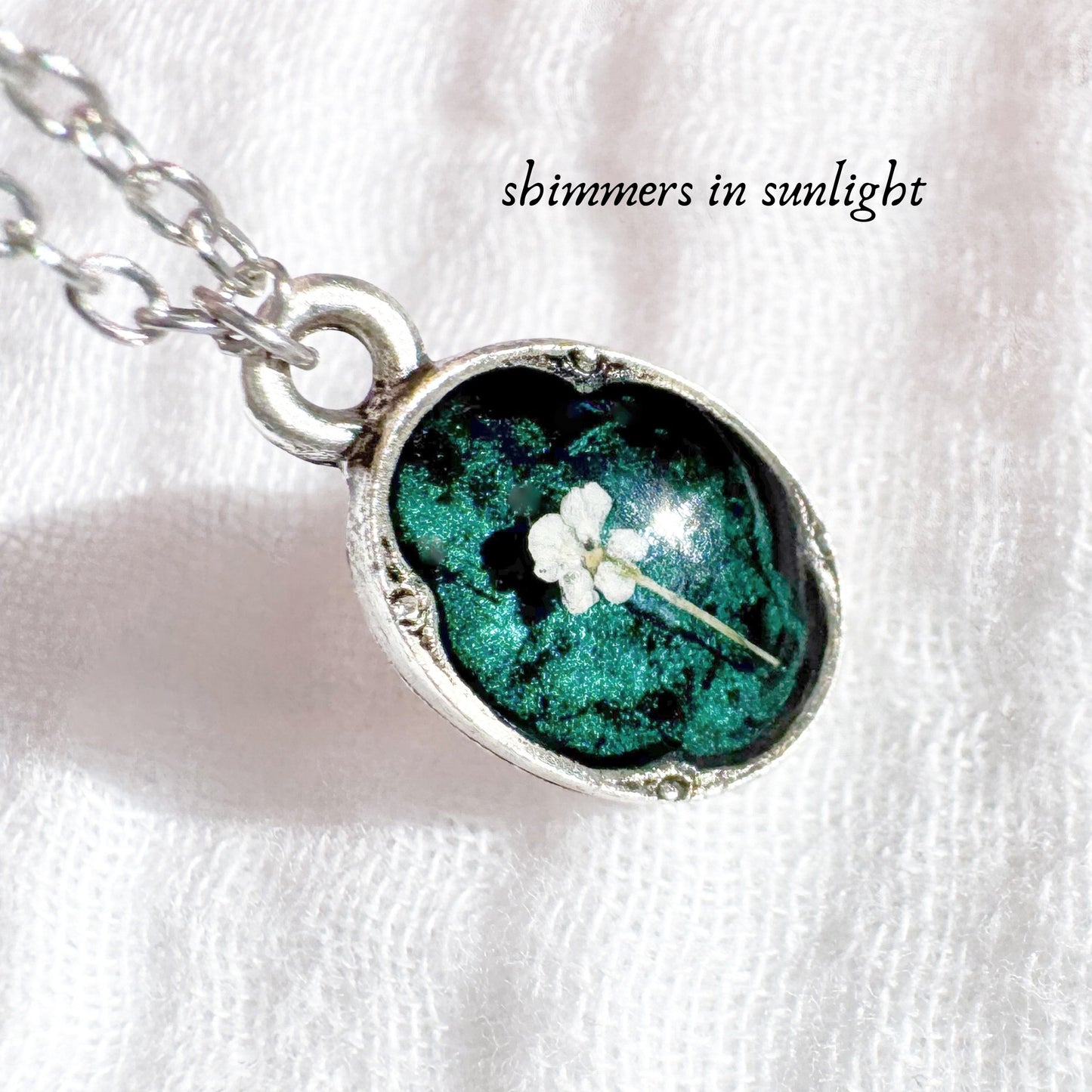 Lisa Mini Ornate Pressed Flower Necklace | Silver