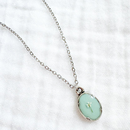 Lizzy Mini Ornate Pressed Flower Necklace | Silver