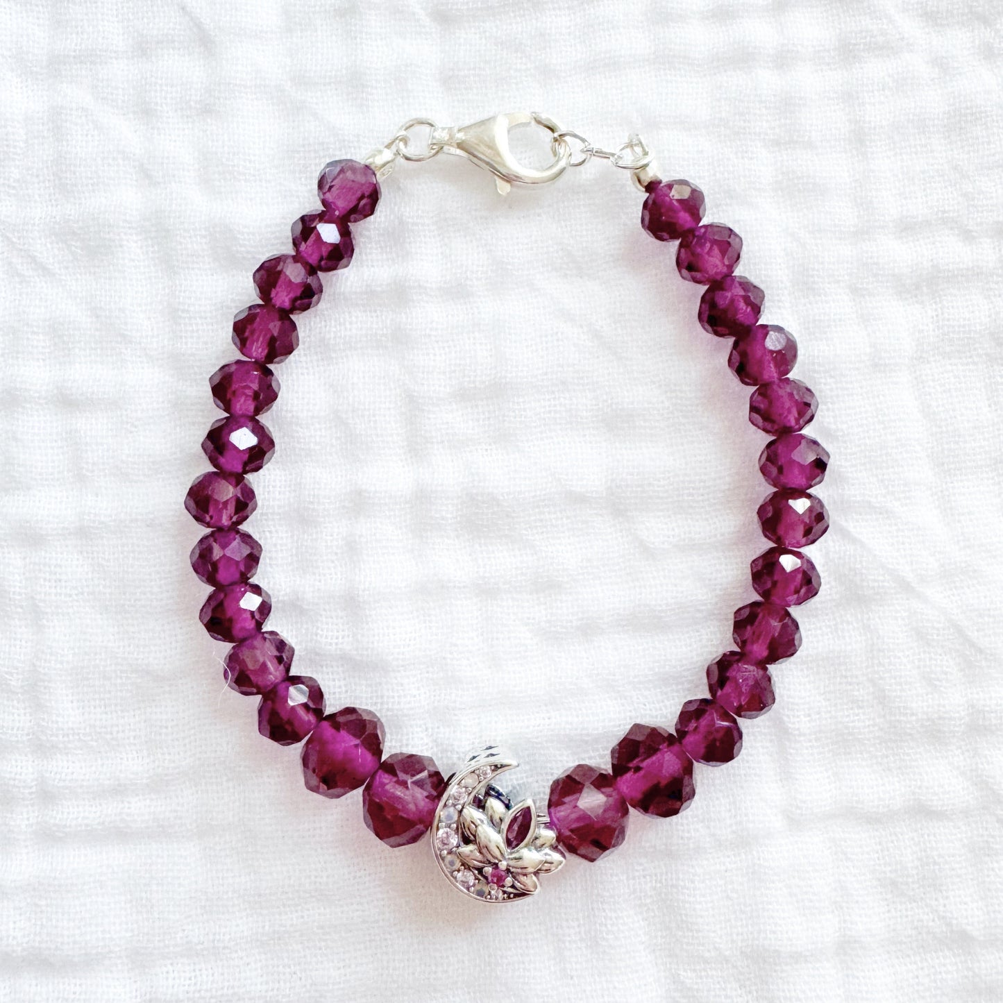 Moonlight Lotus Bracelet | Silver