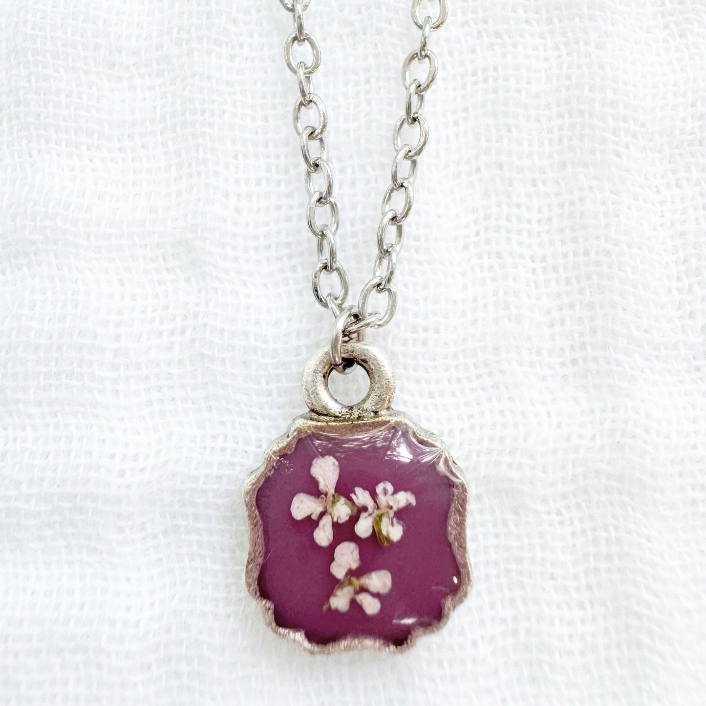 Lydia Mini Frame Pressed Flower Necklace | Silver