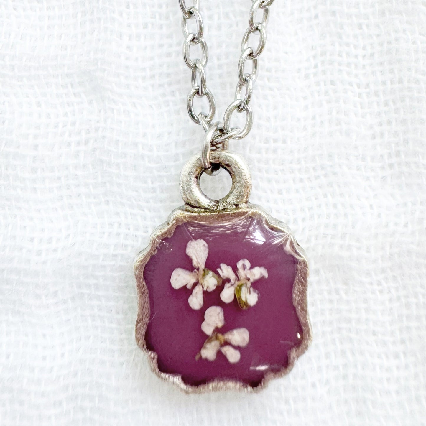 Lydia Mini Frame Pressed Flower Necklace | Silver