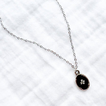 Lynn Mini Ornate Pressed Flower Necklace | Silver