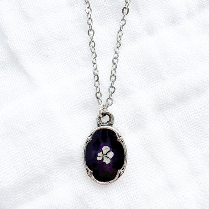 Lynn Mini Ornate Pressed Flower Necklace | Silver