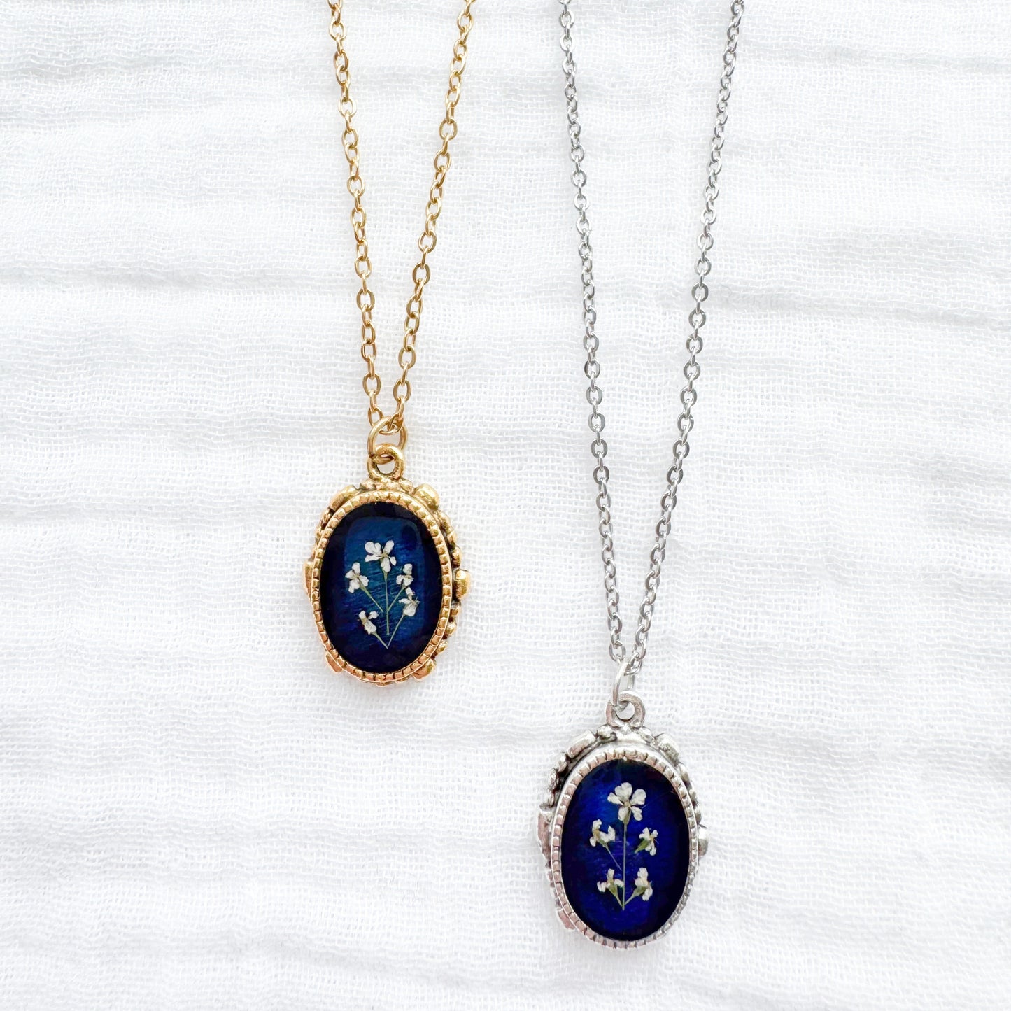 Madeline Ornate Pressed Flower Necklace | Gold