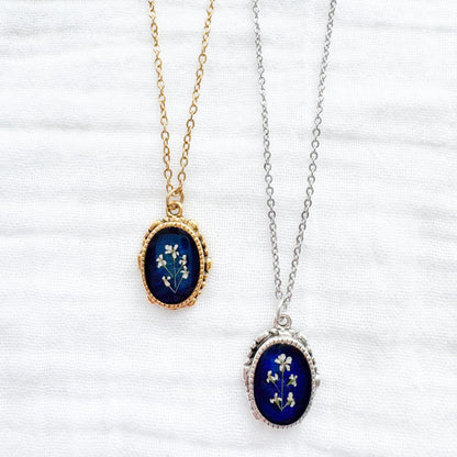 Madeline Ornate Pressed Flower Necklace | Gold