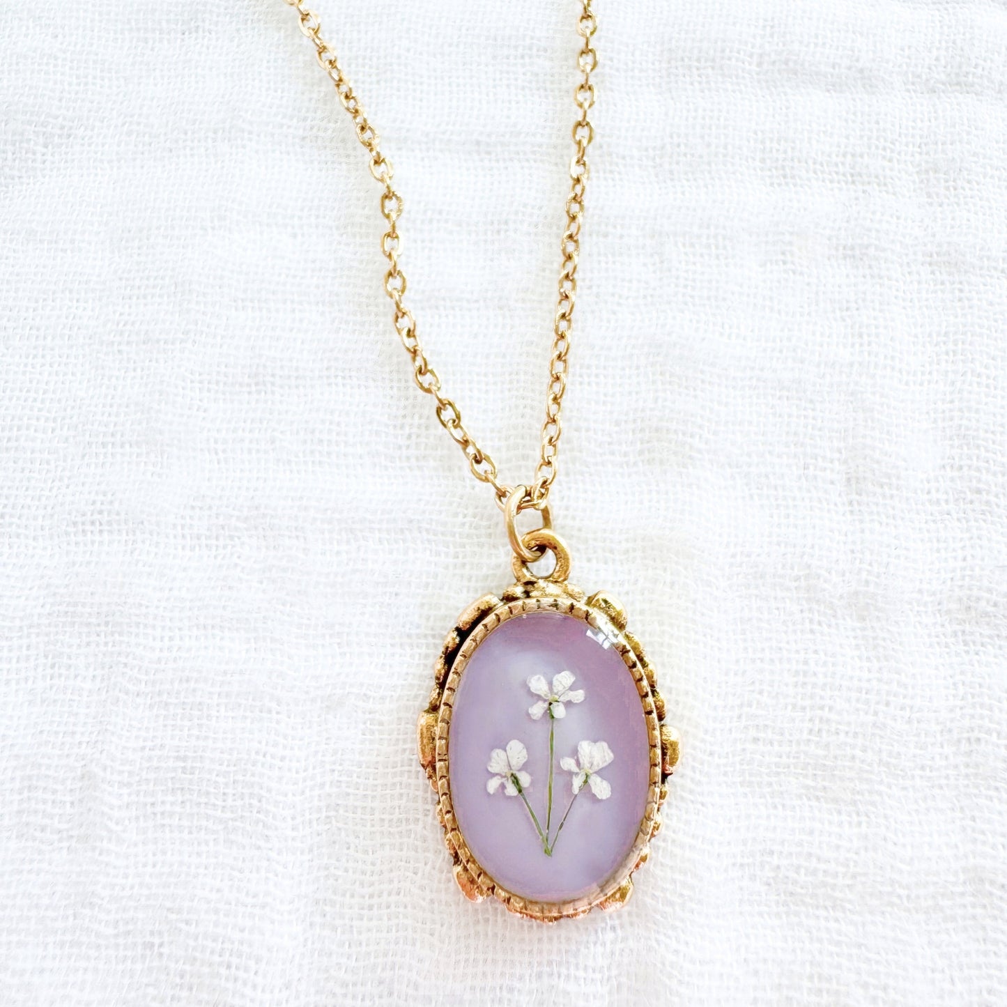 Mary Ornate Pressed Flower Necklace | Gold
