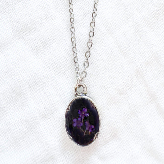 Morgan Mini Ornate Pressed Flower Necklace | Silver