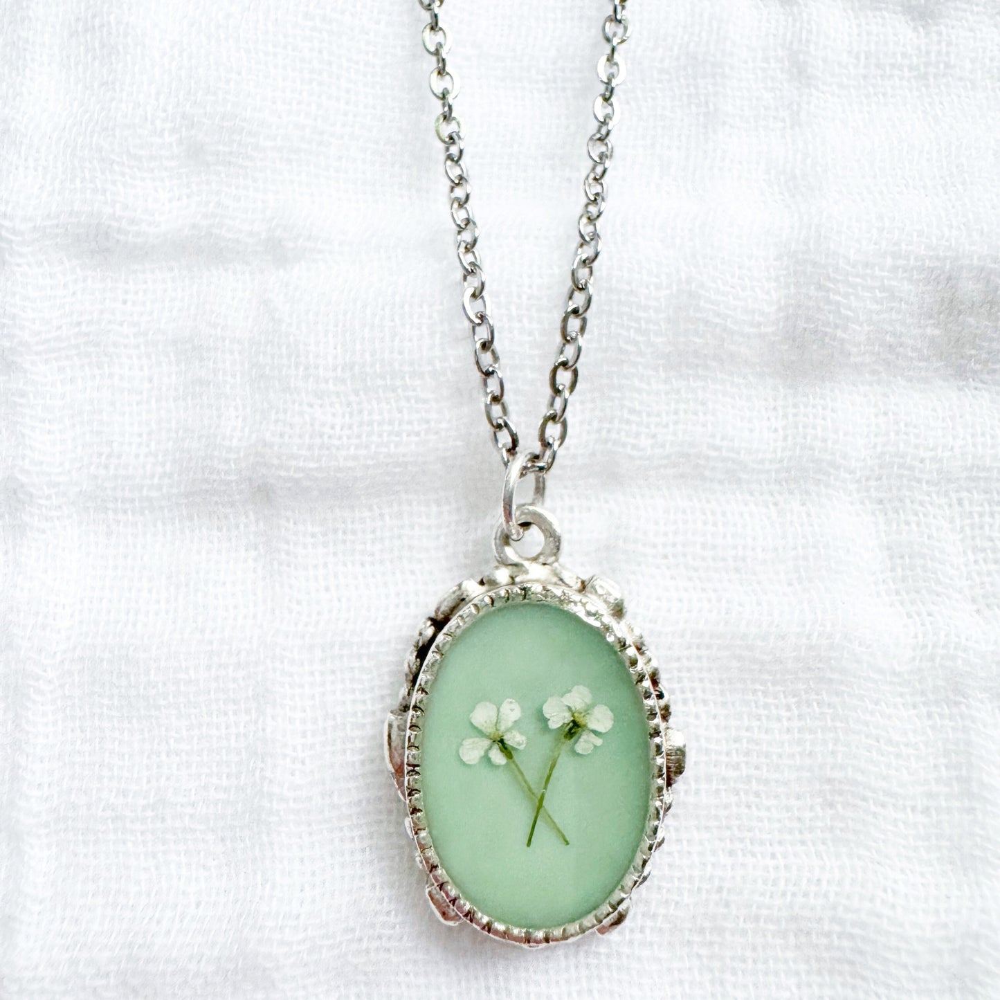 *Custom* Best Friends Ornate Pressed Flower Necklace | Silver