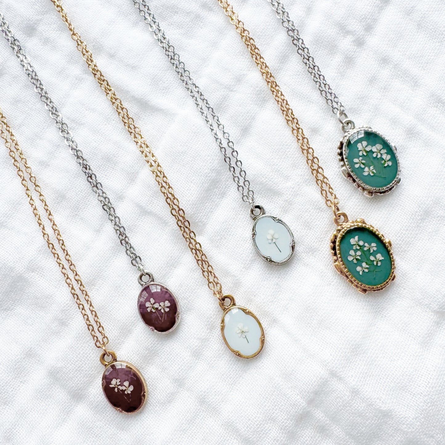 Erica Mini Ornate Pressed Flower Necklace | Silver