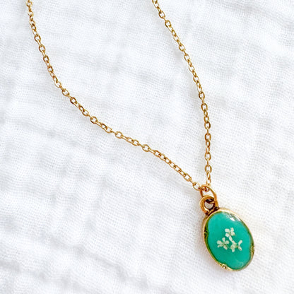 Ophelia Mini Ornate Pressed Flower Necklace | Gold