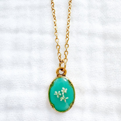Ophelia Mini Ornate Pressed Flower Necklace | Gold