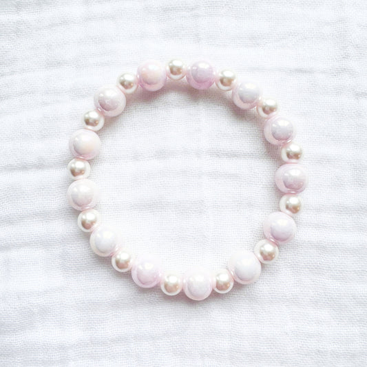 Peony Shell Pearl Bracelet