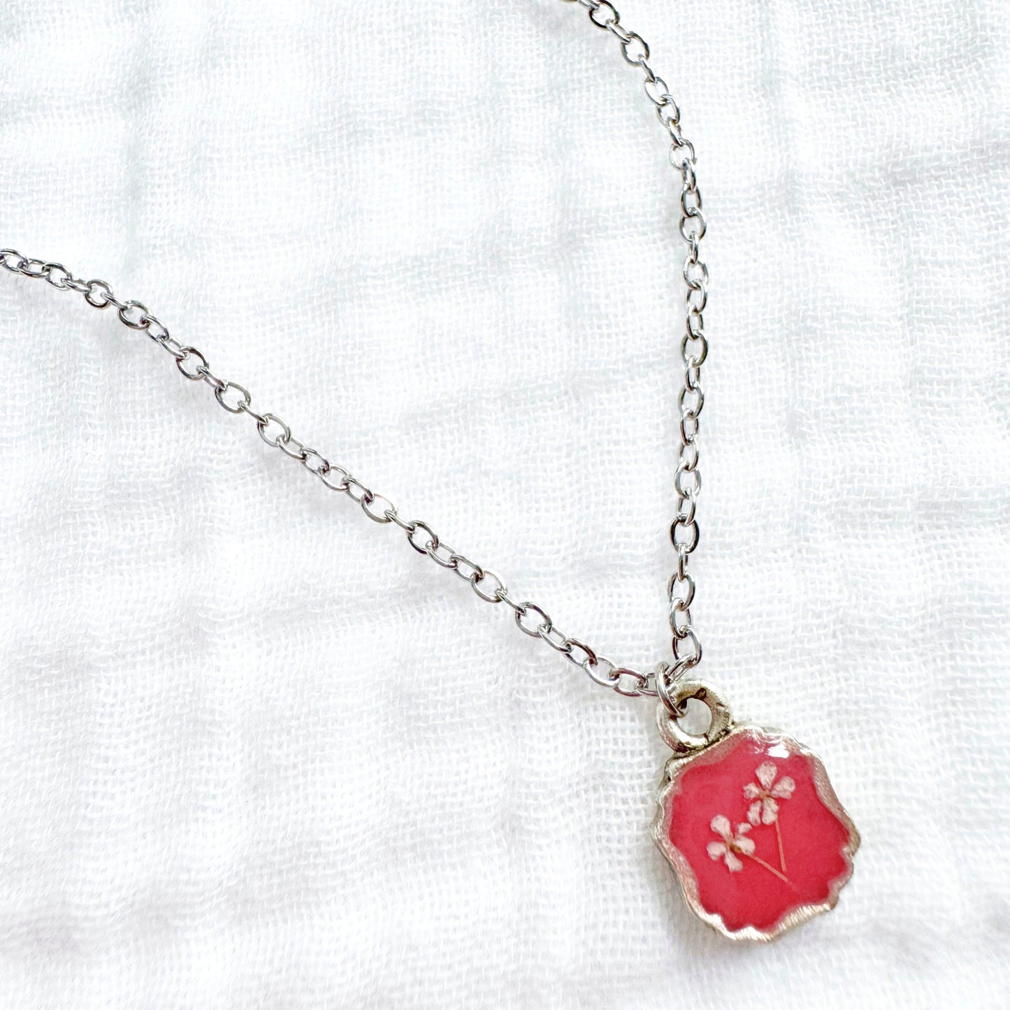 Poppy Mini Frame Pressed Flower Necklace | Silver